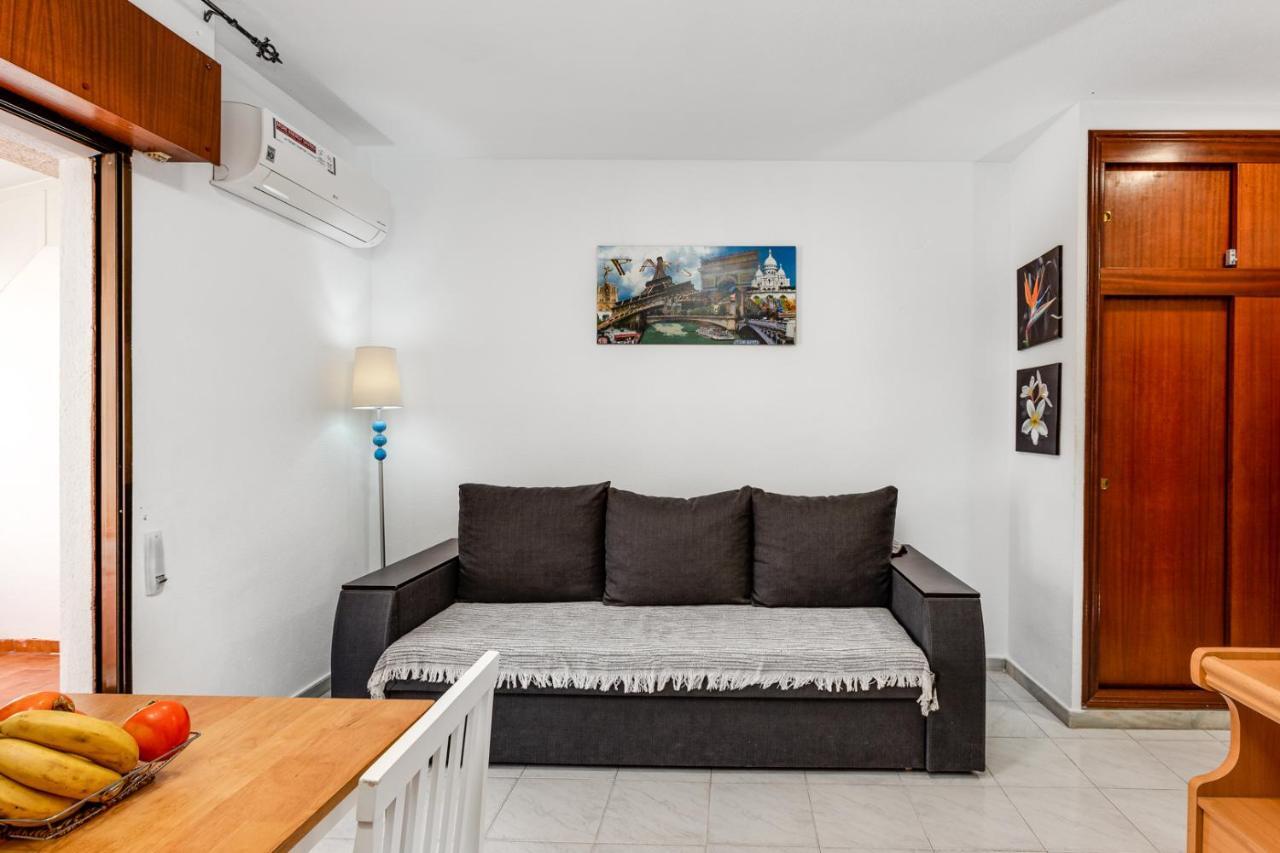 Estudio Joven Pura Torrevieja Exterior foto